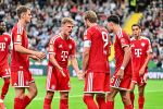 Bayern besiegen Elversberg 2:1, Leipzig schießt HSV ab Laimer sah den Auswärtssieg beim Aufsteiger von der Bank aus. Die Hamburger zieren nach dem zweiten 0:5 in Folge punkt- und torlos nunmehr das Tabellenende