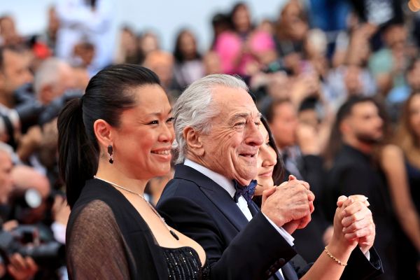 robert-de-niro-teilt-in-cannes-gegen-trump-aus