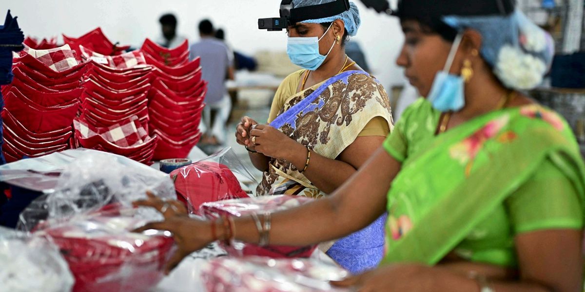Indische Arbeiter trainieren mit Kameras die KI, die ihre Jobs ersetzen soll