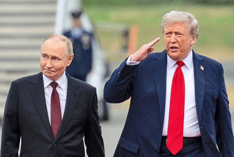 Experte über Ende des New-Start-Vertrags: "Werden wieder im nuklearen Wettrüsten landen"