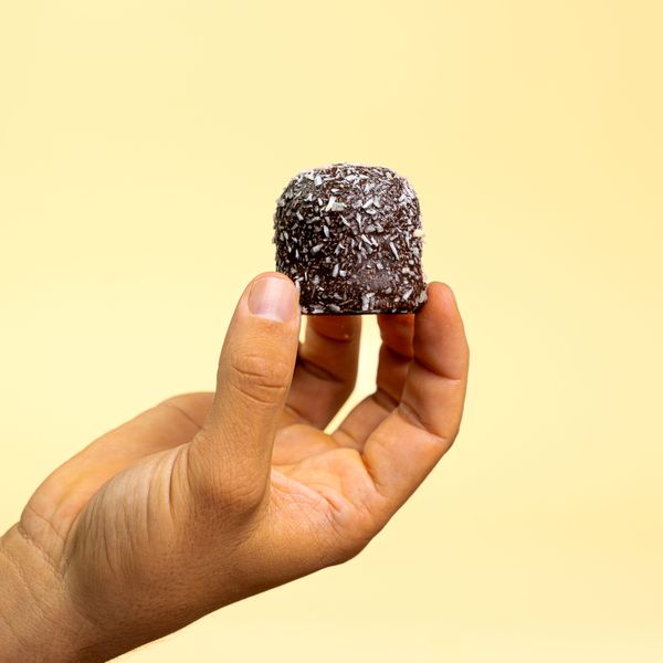 100-Jahre-Schwedenbombe-Eine-Ode-an-die-Kults-igkeit