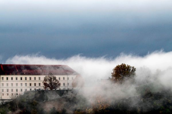 Die-landesweite-Kluft-im-Umgang-mit-jungen-Straff-lligen