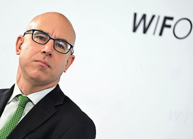 Wifo-Chef Felbermayr sieht leichten Aufschwung in der Industrie