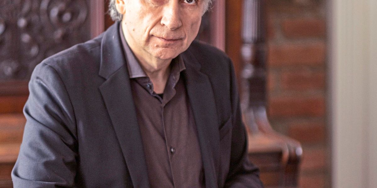 Dimitré Dinevs Romanepos erzählt über Mutproben in unheilvollen Zeiten ...