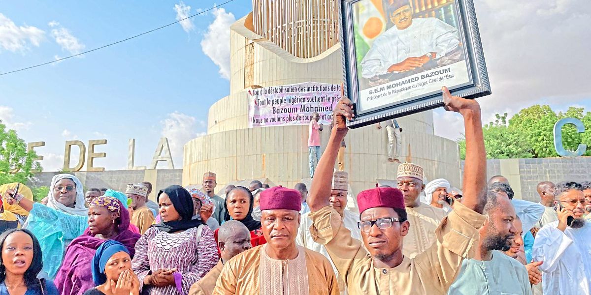 Westafrikanische Staaten Isolieren Niger Nach Putsch Wirtschaftlich ...