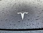Tesla sales halve; Norway rushes