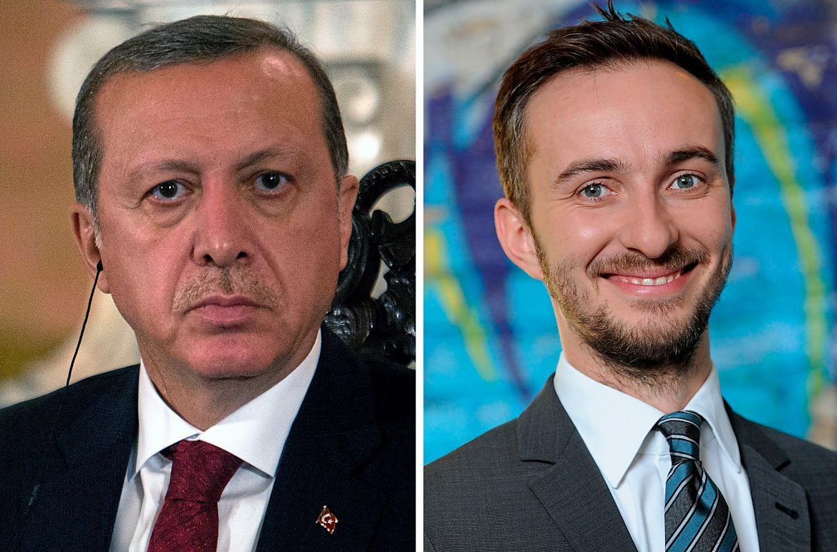 Gericht Lehnt Böhmermanns Beschwerde Zu Erdoğan-Schmähgedicht Ab ...