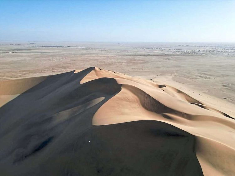 Beliebt sind die Riesendünen in der Namib. Manche ziehen sich dort für ein Selfie sogar aus. (Symbolfoto)