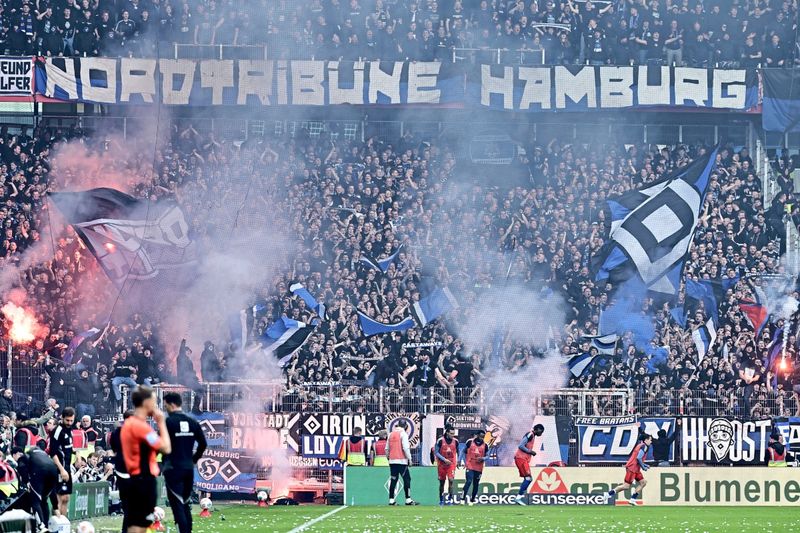Ausschreitungen nach hitzigem Nordderby in Bremen
