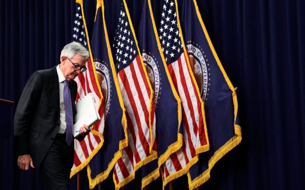 Zentralbankchefs-weltweit-stellen-sich-hinter-Fed-Chef-Powell