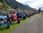 Oldtimer-Traktor-WM am Großglockner sorgt für Umweltdebatte in Salzburg Grüner Abgeordneter hält die Bewilligung für rechtswidrig und bezeichnet die Veranstaltung als "anachronistischen Irrsinn". Für die schwarz-blaue Landesregierung ist sie zeitgemäß