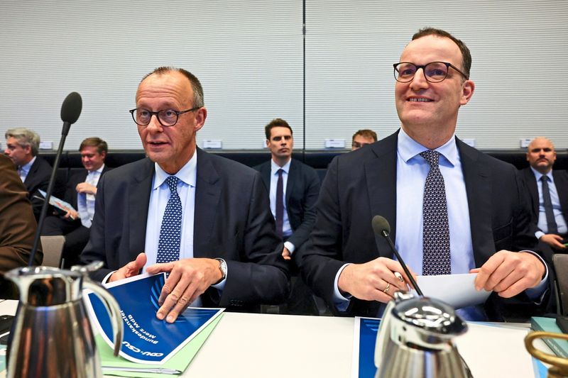 In Berlin wachsen Zweifel an der Loyalität von Jens Spahn zu Friedrich Merz
