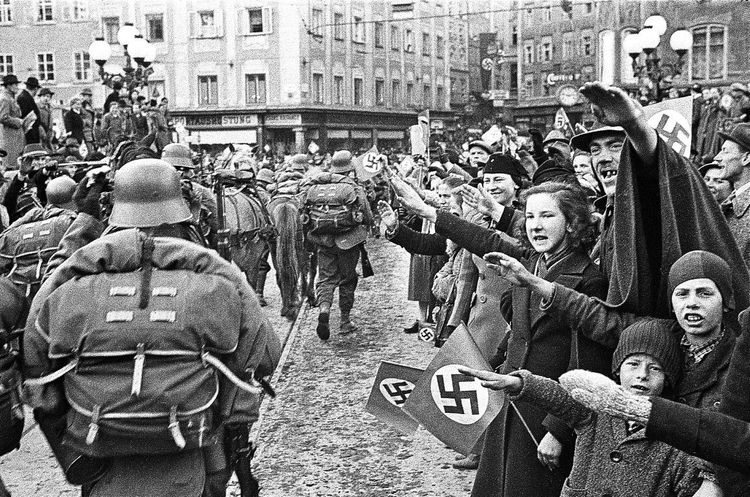 Nazi-Truppen in Salzburg 1938