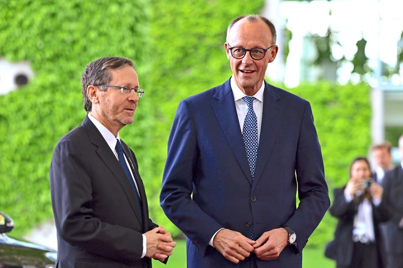 Deutscher Kanzler Merz auf diffiziler Mission in Israel