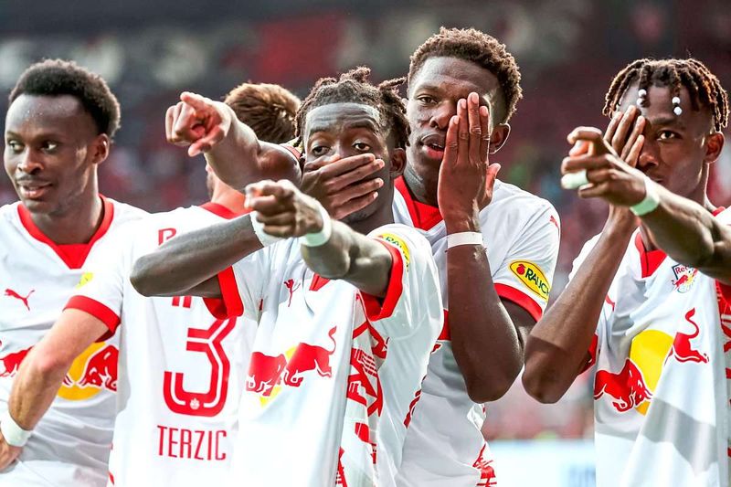 Zwischen Genie und Wahnsinn: Salzburg bewältigt vorletzte Hürde vor der Champions League