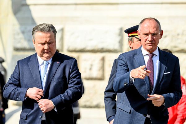 Kr-ftemessen-bei-Fl-chtlingsversorgung-Bund-und-L-nder-einigt-euch-