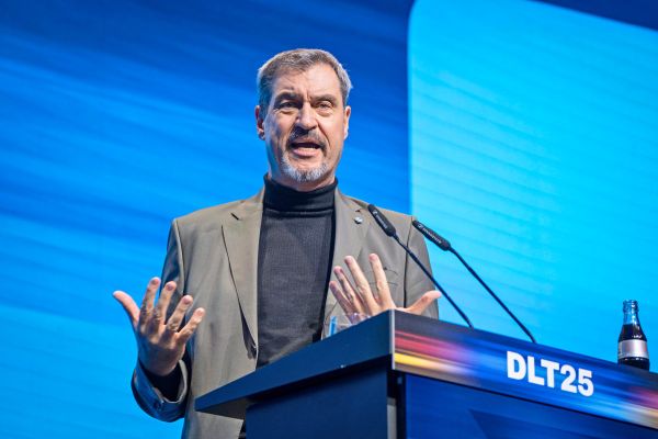 CSU-Chef-S-der-k-ndigt-Abschiebeoffensive-f-r-2026-an