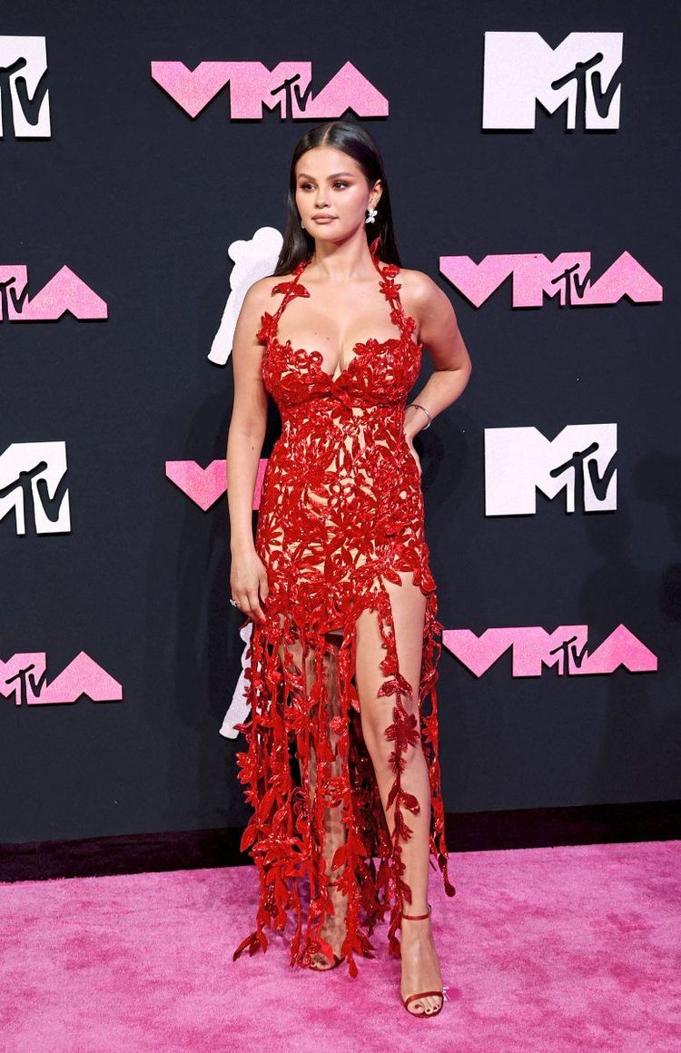 Das trugen die Stars bei den MTV Video Music Awards Mode & Kosmetik
