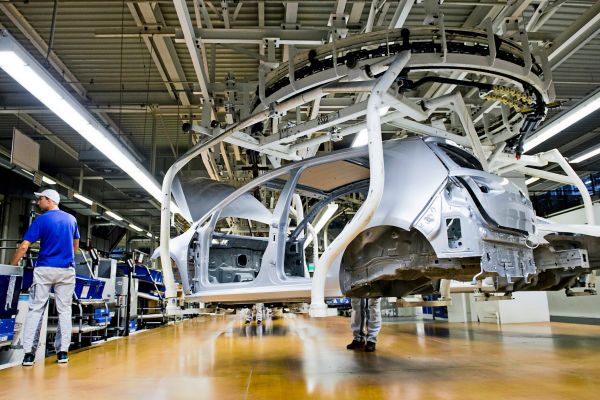 Starker-Euro-frisst-deutschen-Exporteuren-die-Marge-weg