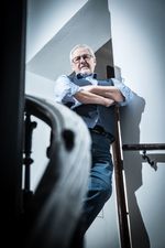 Der Weißmann-Skandal (2/3): Alles Intrige? In Folge zwei beleuchten wir den Kampf um die Deutungshoheit in der Affäre Weißmann und schauen uns ORF-Manager Pius Strobl genauer an, den Weißmann als Strippenzieher einer Intrige vermutet