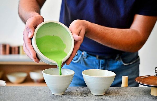 Wie-bereite-ich-zu-Hause-den-perfekten-Matcha-zu-