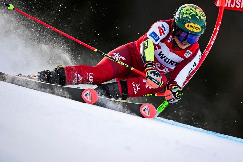 Scheib in Jägerposition: Fünfte bei Rast-Führung in Kranjska Gora