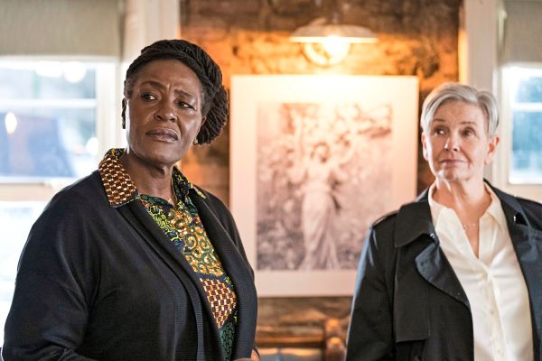Starke-Frau-f-r-heikle-F-lle-Sharon-D-Clarke-als-Super-Cop-in-Krimireihe-Ellis-