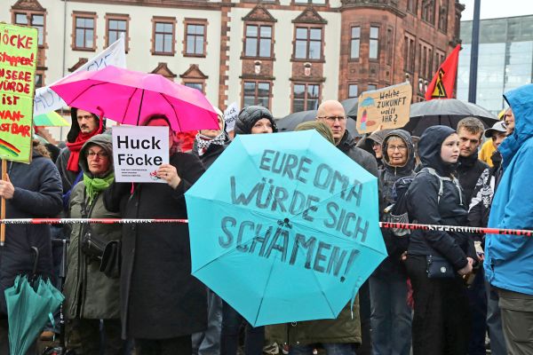 Deutlicher-Anstieg-bei-rechtsextremen-Vorf-llen-an-deutschen-Schulen