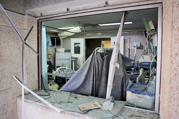 WHO-10-000-Angriffe-auf-Kliniken-und-Helfer-in-zehn-Jahren