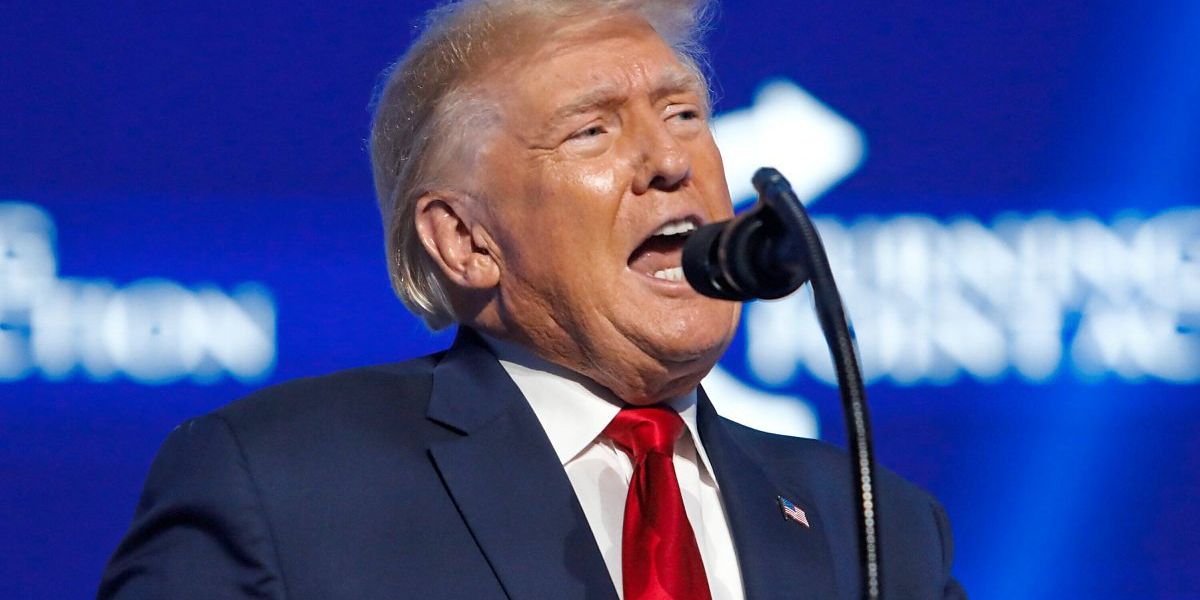 Covid-19 tötete in den USA Arme und Trump-Wähler