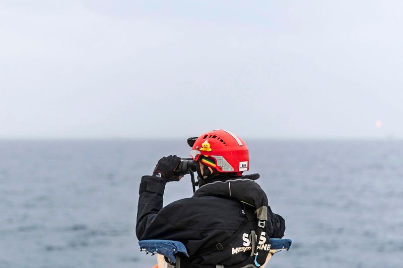 Küstenwache rettete nach Schiffbruch vor Libyen 32 Überlebende, barg zwei Leichen