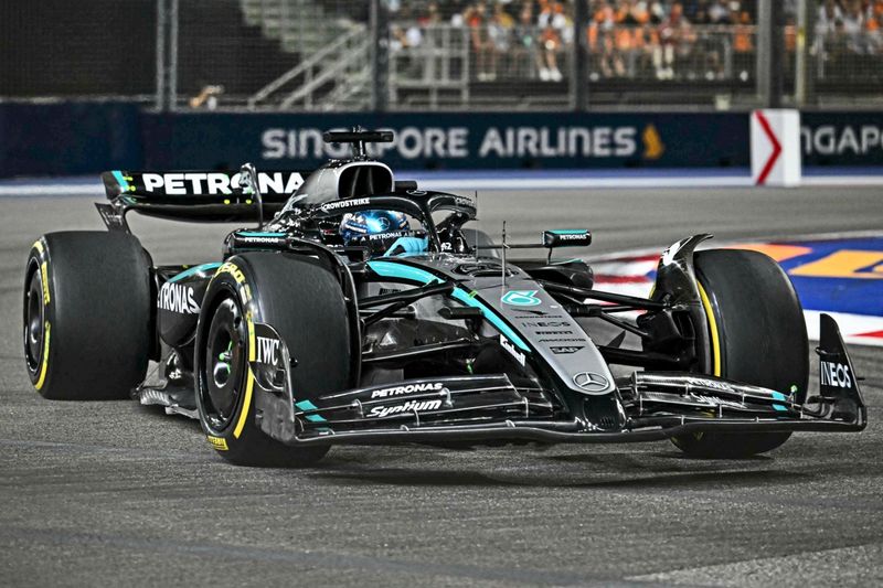 Russell im Mercedes gewinnt in Singapur, McLaren holt Konstrukteurs-WM