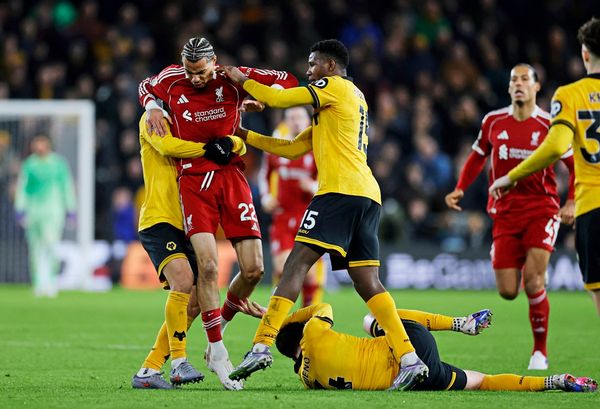 Liverpool-verliert-bei-Schlusslicht-Wolverhampton-in-94-Minute-1-2