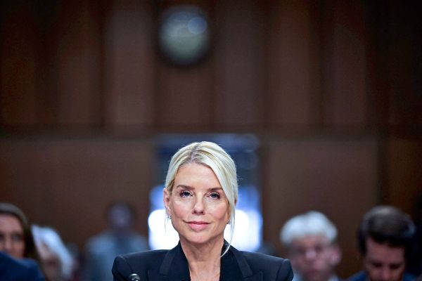 Die-Tricks-der-Frau-Bondi