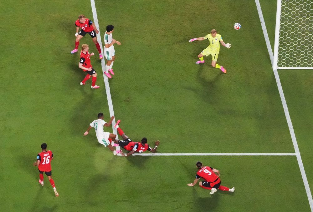 World Cup live ticker: Algeria equalizes against Austria 1-1 just before ...