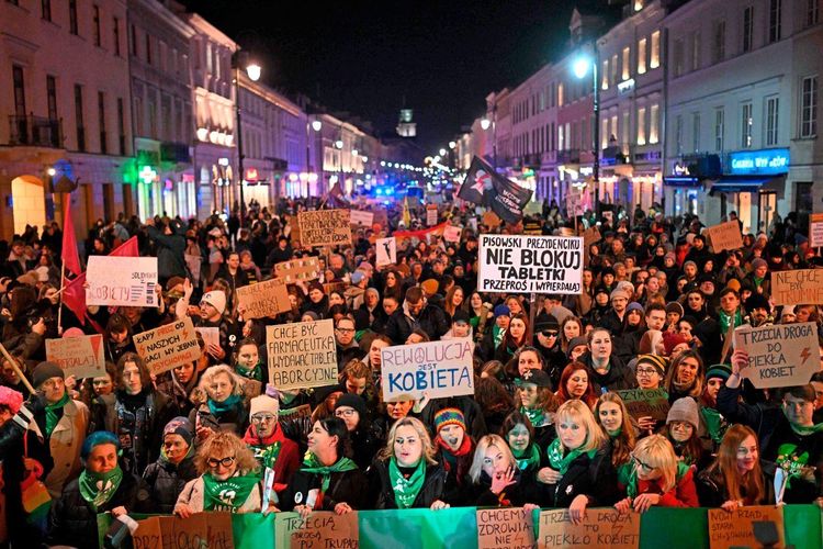 Demonstration für ein liberaleres Abtreibungsrecht in Polen.