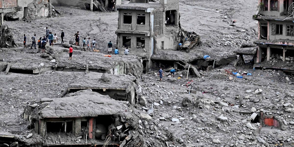 Mindestens 1000 Todesopfer nach Sturzflut in Nepal