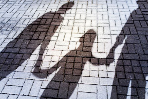 Ist-Eingreifen-bei-fremden-Eltern-Kindern-fehl-am-Platz-