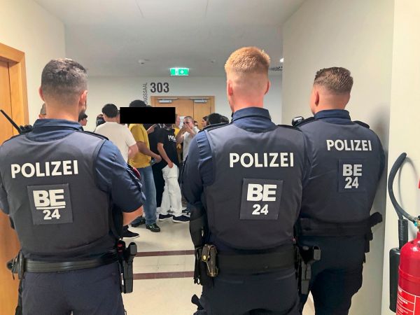 Elf-Verurteilungen-und-ein-Freispruch-nach-brutalen-bergriffen-in-Wien-Donaustadt