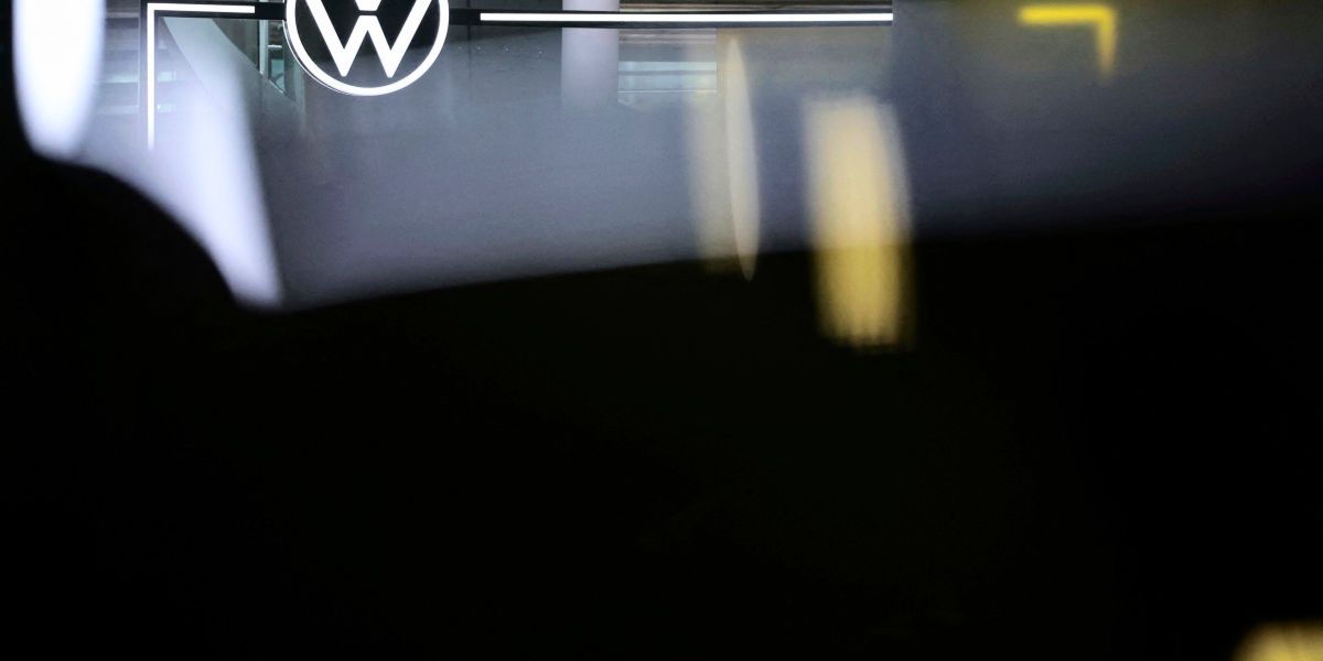 Weitere Gewinnschmelze bei VW, bei Porsche wackeln noch mehr Jobs - aber wie geht es der Konkurrenz?