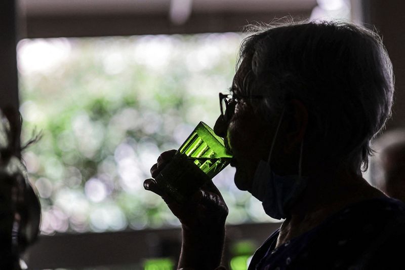 Wer Kranke daheim pflegt, leidet unter der Klimaerwärmung besonders