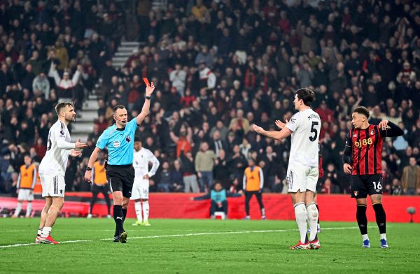 Manchester-United-stolpert-im-Kampf-um-die-Champions-League-gegen-Bournemouth