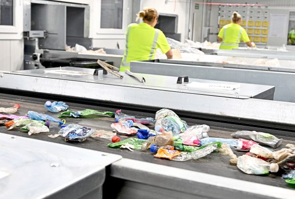 EU-zwingt-Unternehmen-zu-weniger-Verpackung-Was-sich-ab-Sommer-ndert