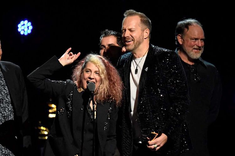 Janet Robin, Markus Illko und John Carter Cash bei der Grammy-Preisverleihung in der Nacht auf Montag.