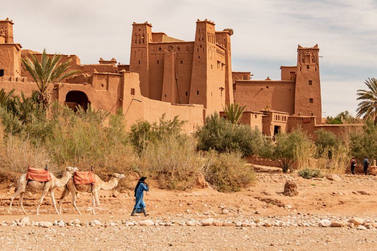 Ein Foto, welches ich auf einer Reise nach Marokko aufgenommen habe! Im Hintergrund sieht man die Stadt Aït-Ben-Haddou, welche als Filmkulisse für Der Gladiator, Game of Thrones und viele Filme mehr diente. © Bernhard Kronegger