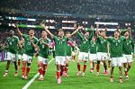 Das Aztekenstadion bleibt eine Festung: Mexiko schlägt Ecuador mit 2:0 Gastgeber erreichen mit einer souveränen Leistung das Achtelfinale, dort geht es gegen England oder DR Kongo. Mit Ecuador scheitert auch das dritte Team aus der Deutschland-Gruppe