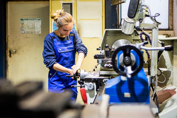 Immer-weniger-Lehrstellen-Steckt-sterreich-in-der-Ausbildungskrise-