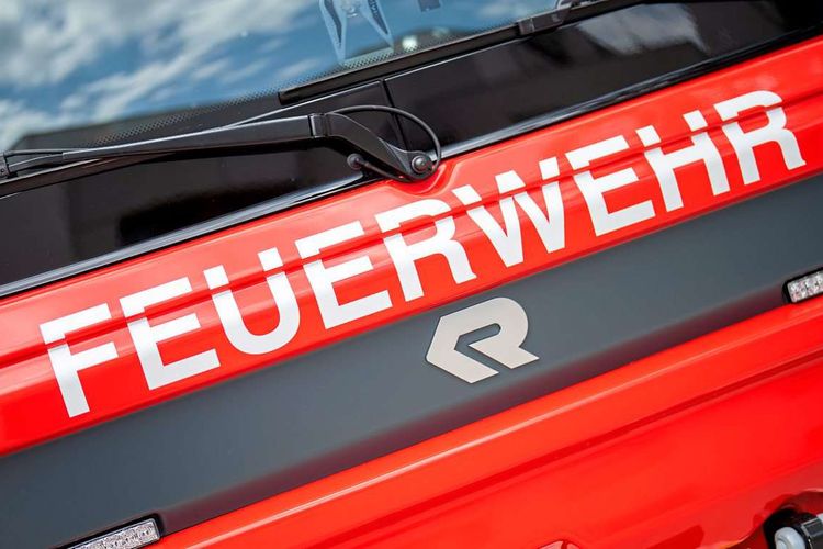 Auto ging in Niederösterreich in Flammen auf: Polizei geht von Brandstiftung aus