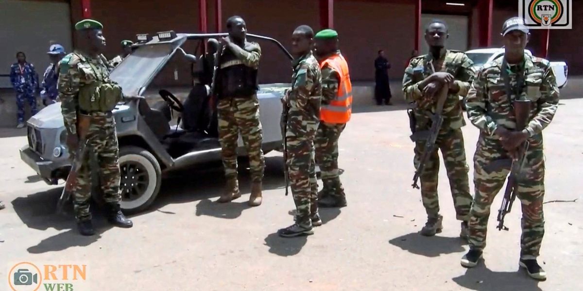 Mindestens zehn Soldaten in Mali bei Jihadisten-Angriff getötet