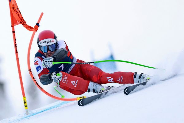 Kriechmayr-und-Haaser-bei-Odermatt-Sieg-in-Copper-Super-G-auf-Stockerl